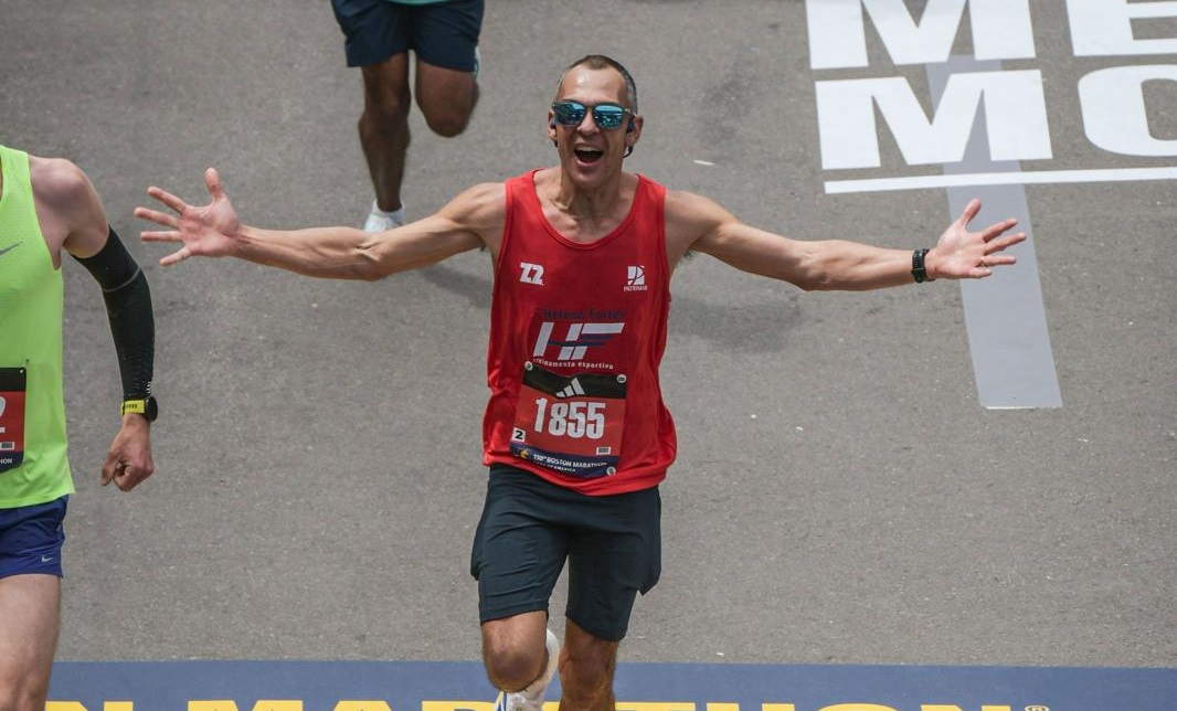Sandumonense Fabiano Quetz participa da Maratona de Boston nos Estados Unidos